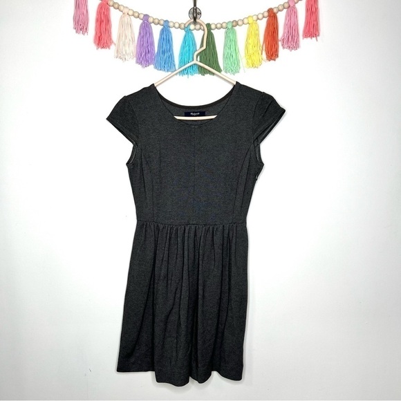 Madewell Ponte Screenplay Cap Sleeve Charcoal Gray Fit and Flare Dress Size XS - Picture 3 of 12